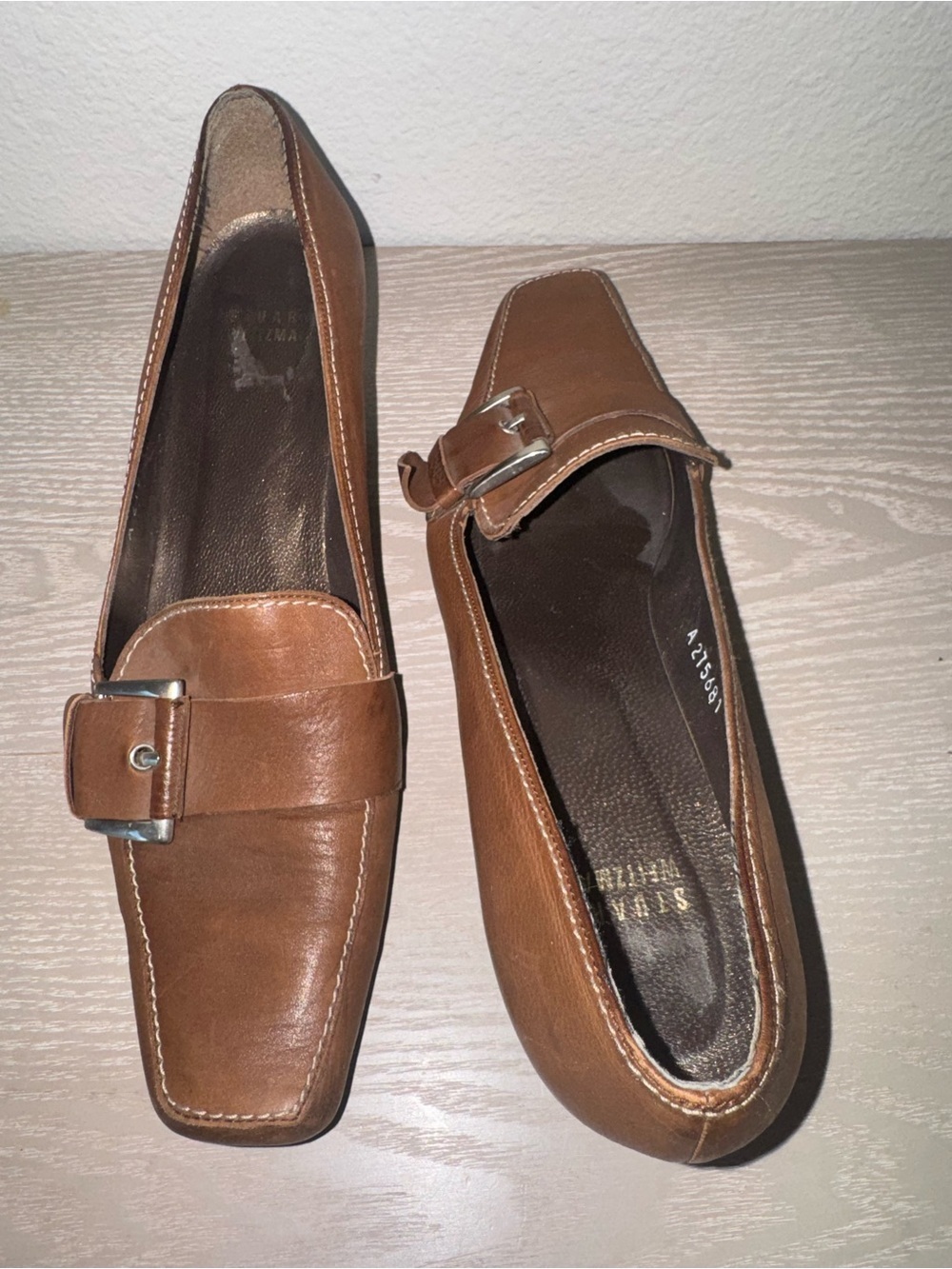 vintage Stuart Weitzman brown leather square-toe buckle pumps 7.5N
